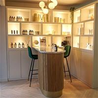 Sfeerfoto Tabouret de bar Mikky vert velours 65-78 cm